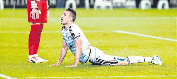 Van Persie Nin Icin Guiza Kacmis Takvim