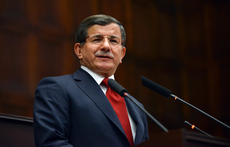 Başbakan Davutoğlu'ndan salonu coşturan sözler