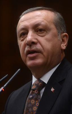 Alman TV'si Erdoğan'dan özür diledi