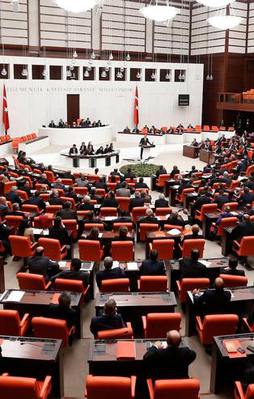 AK Parti dokunulmazlıklar için harekete geçti