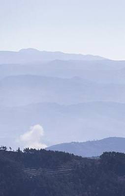 Suriyeli muhalifler Reşu dağını geri aldı