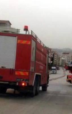 Kadın mahkumlar koğuşu ateşe verdi