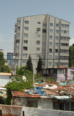 Tapusuz gecekondulara dönüşüm hakkı