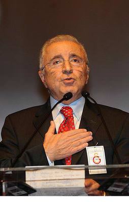 Aysal bomba projeleriyle geri dönüyor