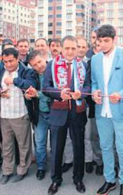 Salih’in adı caddeye veri̇ldi̇!