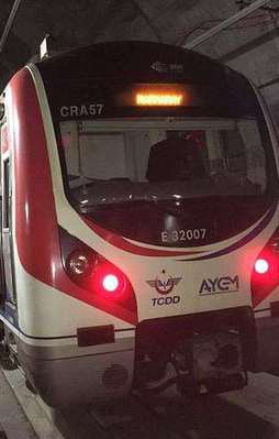 Marmaray'da seferler durduruldu