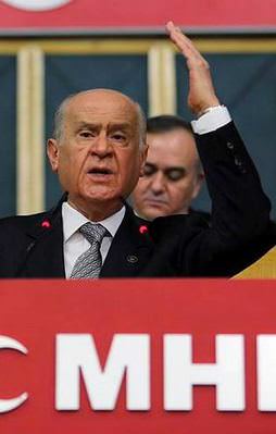 "Bizim paralele teslim edecek bir partimiz yok"