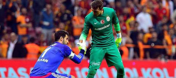 Muslera’dan Volkan Demirel’e dost eli