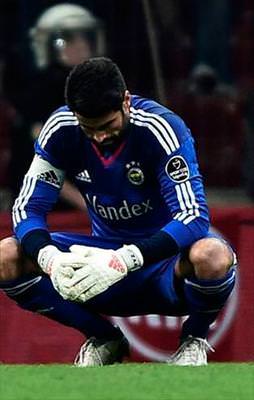 Fenerbahçe paramparça