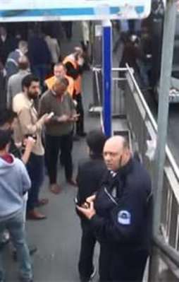 Metrobüs durağına bomba koyan şahıs yakalandı