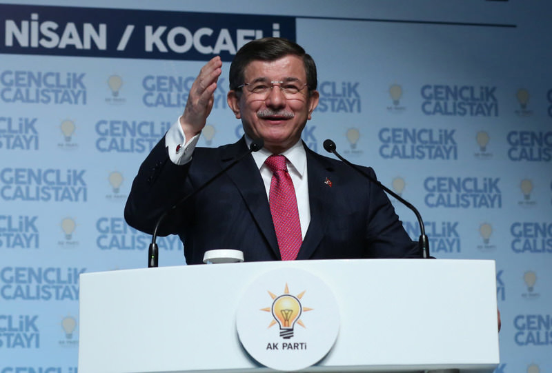 Davutoğlu'ndan önemli açıklamalar