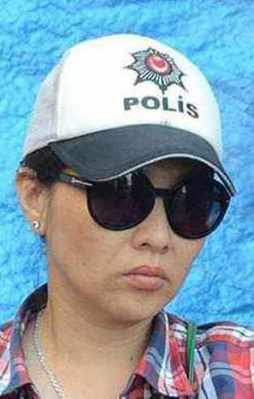 Şehit polisin eşi için Başbakan devrede