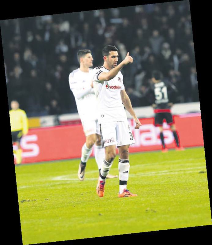 İsmail Köybaşı 1.1 milyona el sıkıştı!