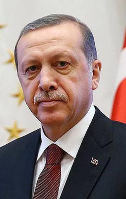 "Özal milletimizin gönlünde müstesna bir yer edinmiştir"