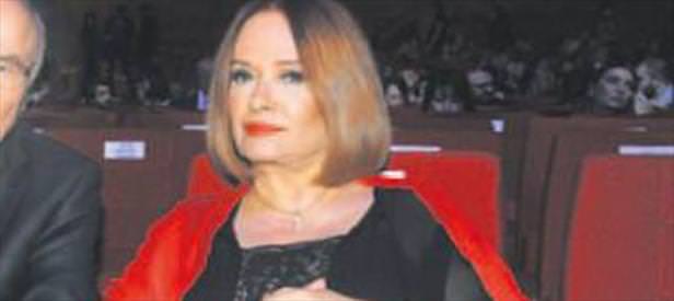 Müjde Ar’a zahmet oldu