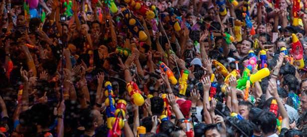 Tayland’da ölüm festivali