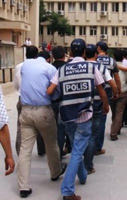 İstanbul merkezli Paralel yapı operasyonu