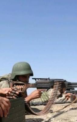 Sınırı geçmeye çalışan iki kişi vuruldu!