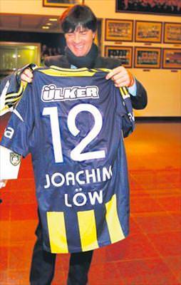 Fener'de Löw bombası