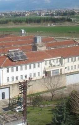 DAEŞ üyesi cezaevinde kendini astı