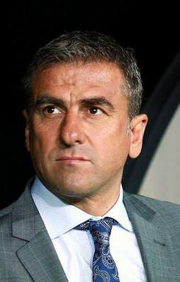 "Kimse altında bir şey aramasın"