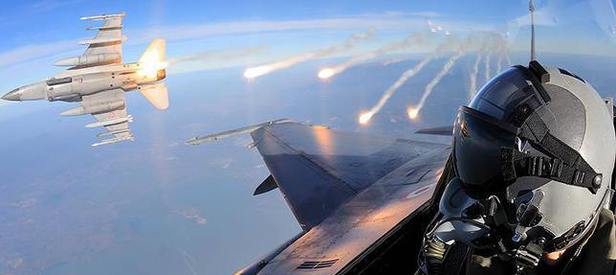 Kandil'e hava harekatı