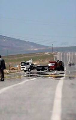 Bomba yüklü kamyonet