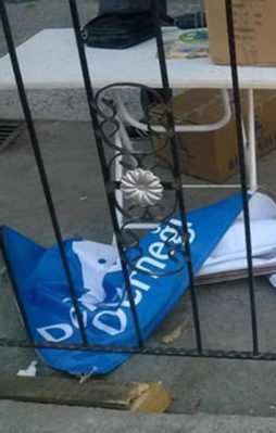 Halkevciler Deniz Feneri'nin kermesini bastı