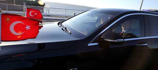 Erdoğan ile Davutoğlu Osman Gazi Köprüsü'nden geçti