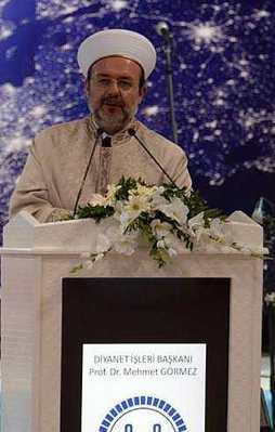 Mehmet Görmez'den Diyarbakırlılara Kürtçe mesaj