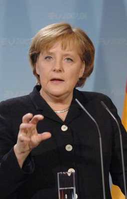 Merkel hakkında i̇lgi̇nç i̇ddi̇a