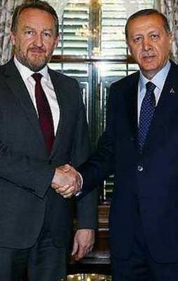 "Babam ülkeyi Erdoğan'a emanet etmişti"