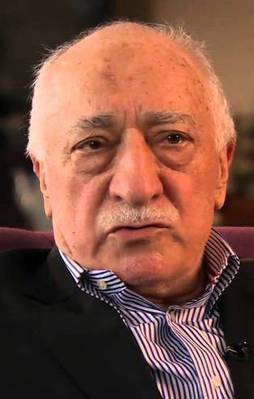 FETÖ'ye darbe üstüne darbe