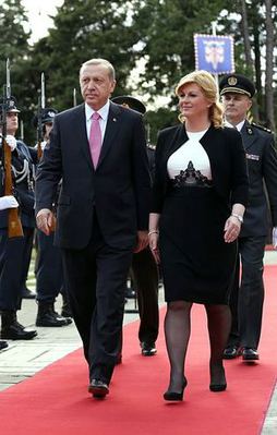 Cumhurbaşkanı Erdoğan'dan 'laiklik' açıklaması