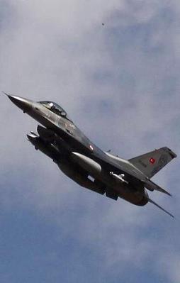 Türk jetleri havalandı!