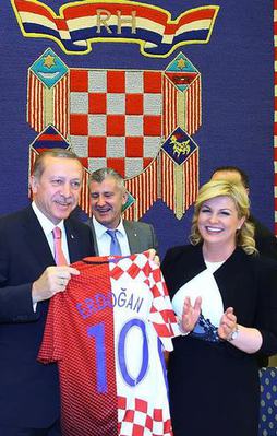 Erdoğan'a çok özel hediye