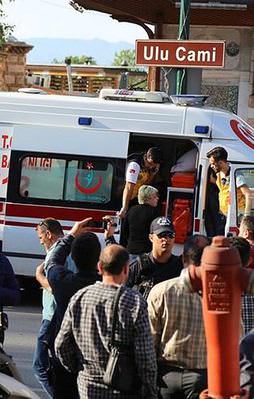 Hain saldırıyı lanetliyoruz!