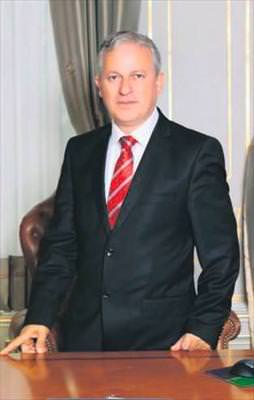 Rektörden profesöre hakaret davası