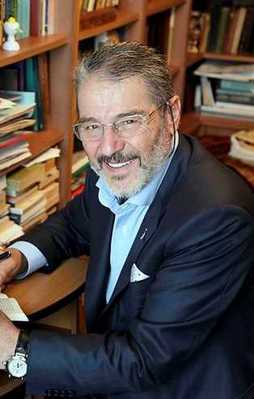 Sadık Albayrak'tan gençlere tavsiyeler