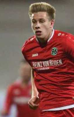 Genç futbolcu hayatını kaybetti