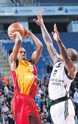 Avrupalı Aslan Kartal’ı yıktı