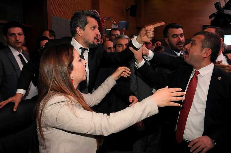 HDP'liler Meclis'te yine terör estirdi