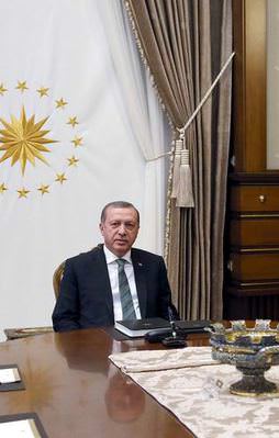 Erdoğan ile Davutoğlu görüşmesi sona erdi