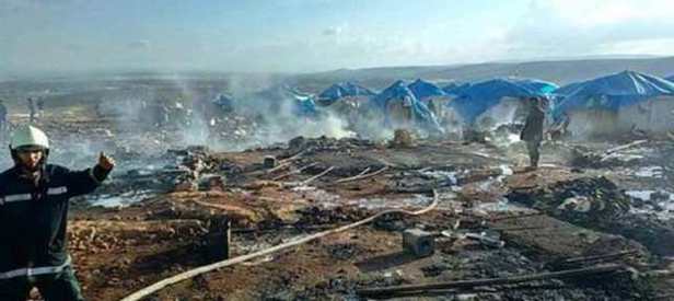 Katil Esed mülteci kampını bombaladı