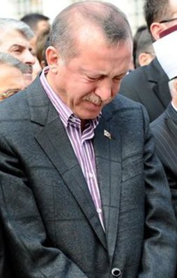 "Cumhurbaşkanımız benim anneme 'anne' diyebilir"