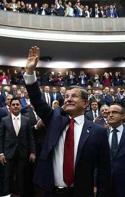 AK Parti'de sürpriz karar!