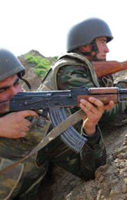 Azerbaycan: Her an saldırabiliriz