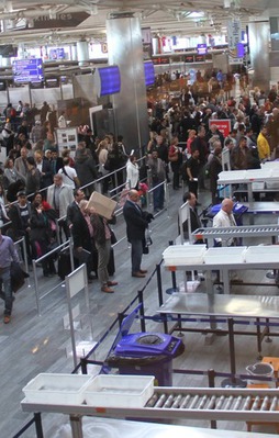 Havayolları 200 milyon yolcuya koşuyor