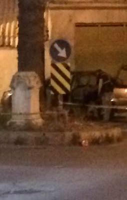 İzmir'de bomba yüklü araç yakalandı