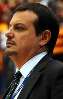 Ergin Ataman: Enes Kanter adam olamamış